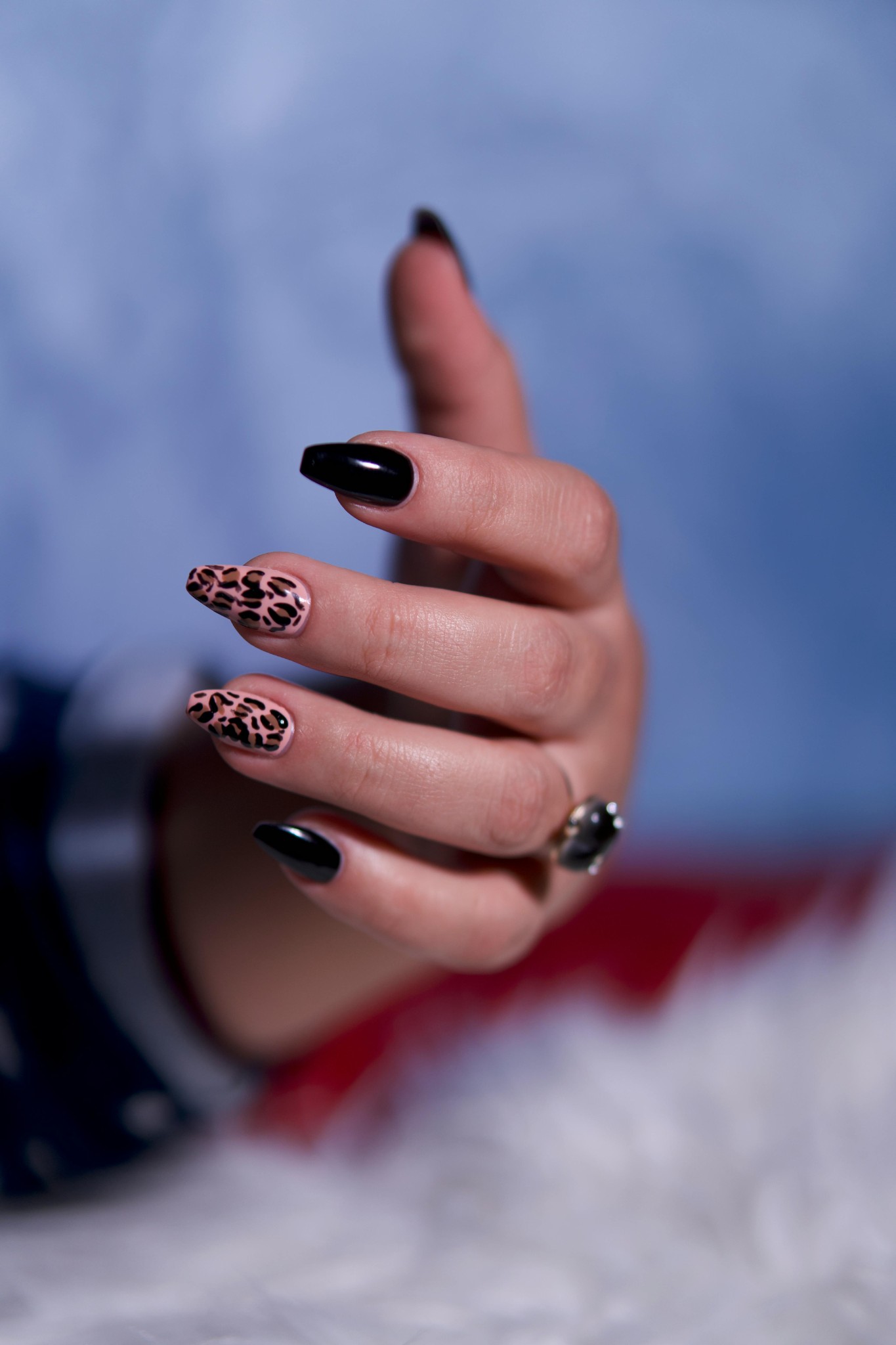 Black and leopard print nails